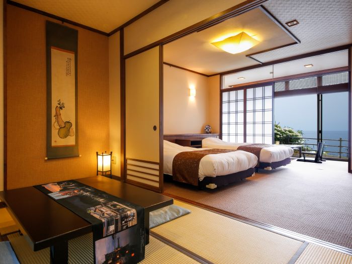 Okuine Onsen Aburaya Bekken NAGOMITEI