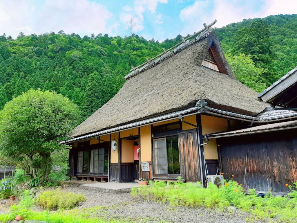 Matabe Thatched B&B