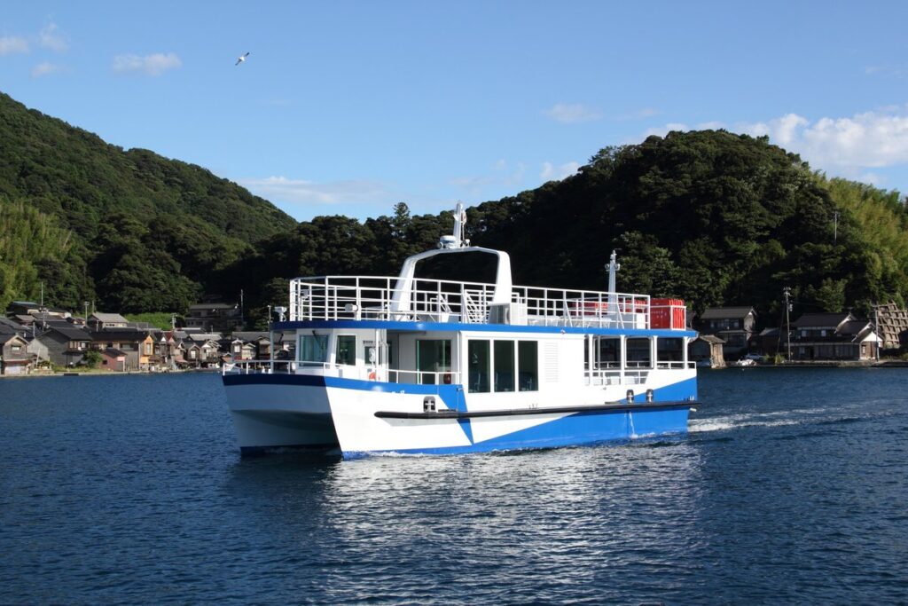伊根湾めぐり遊覧船